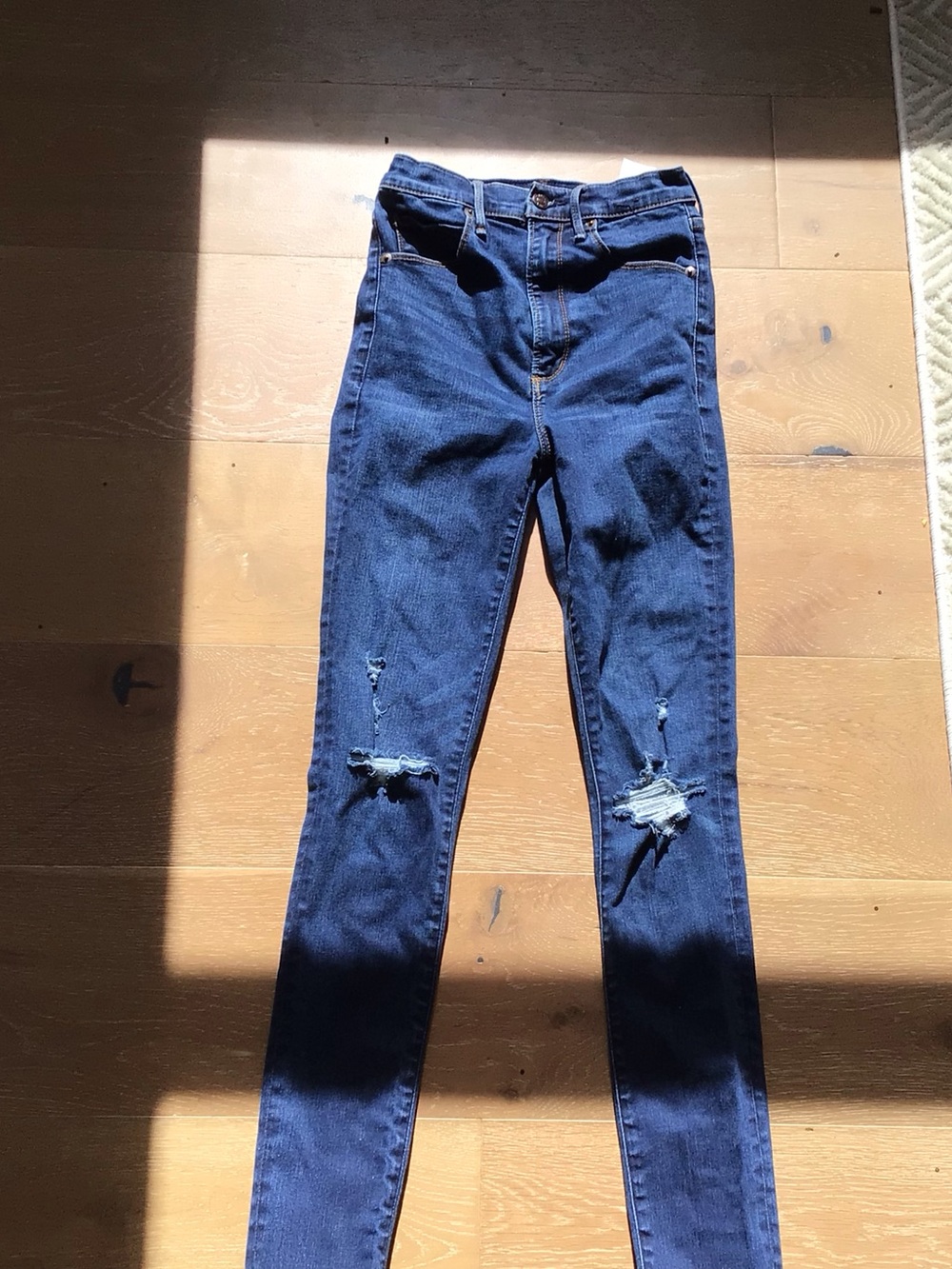 Abercrombie & Fitch Dark Blue Distressed Skinny Jeans